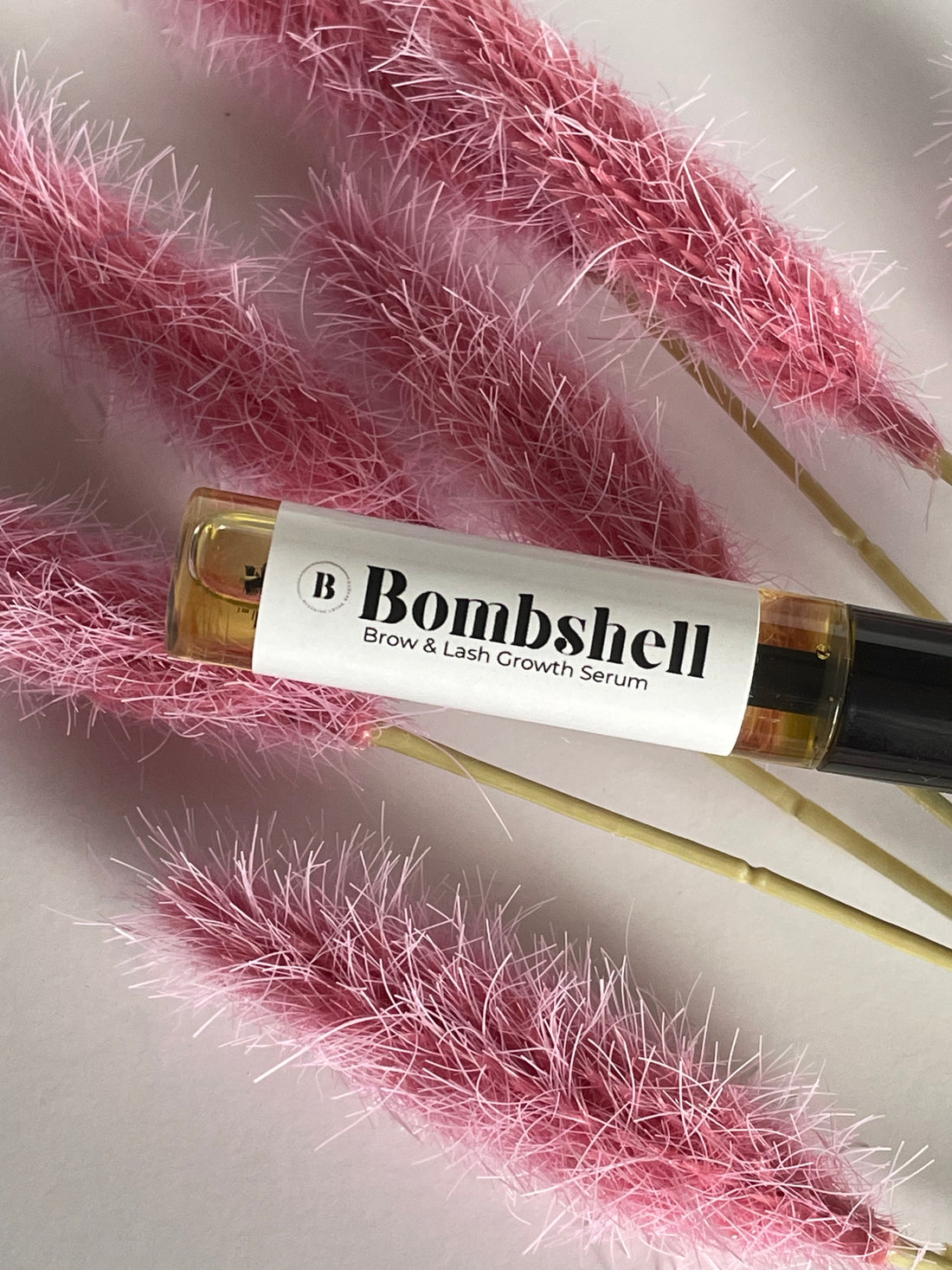 Unlock Your Inner Bombshell: The Magic of Castor Oil for Lashes and Brows